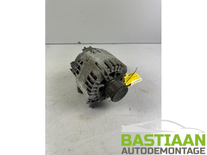 Begagnade Dynamo Volkswagen Tiguan (5N1/2) 2.0 TDI 16V 4Motion Pris € 49,99 Marginaltabell erbjuds av Bastiaan Autodemontage