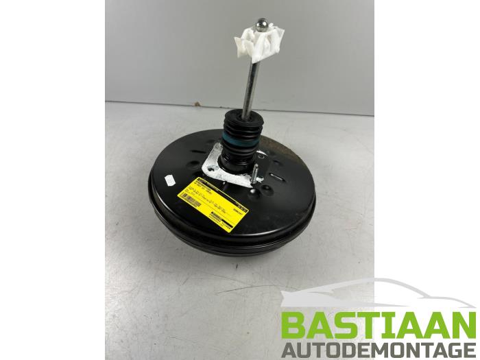 Usagé Servo frein Volkswagen Golf VII (AUA) 1.2 TSI 16V Prix € 99,99 Règlement à la marge proposé par Bastiaan Autodemontage