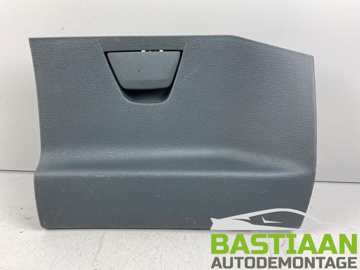 Begagnade Handskfack Ford Ka II 1.2 Pris € 20,00 Marginaltabell erbjuds av Bastiaan Autodemontage