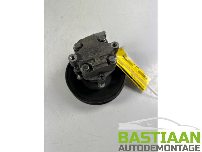 Usagé Pompe de direction Volkswagen Transporter/Caravelle T5 2.5 TDi Prix € 74,99 Règlement à la marge proposé par Bastiaan Autodemontage