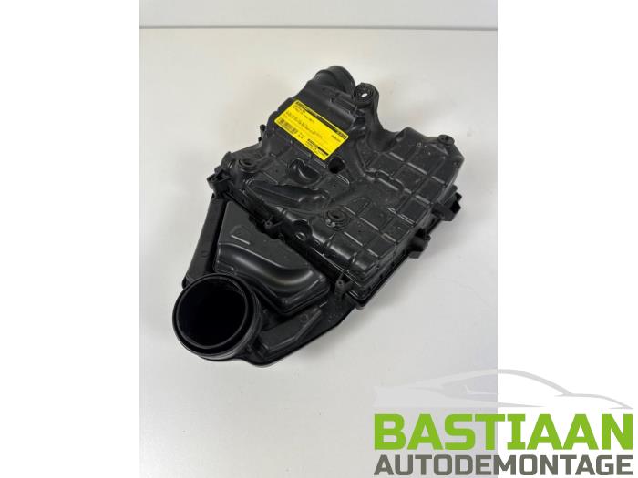 Begagnade Luftfilter Volkswagen Polo VI (AW1) 1.0 TSI 12V Pris € 39,99 Marginaltabell erbjuds av Bastiaan Autodemontage