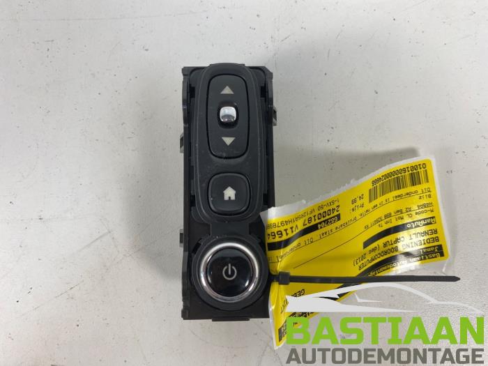 Used On-board computer controller Renault Captur I (2R) 0.9 Energy TCE 12V Price € 24,99 Margin scheme offered by Bastiaan Autodemontage