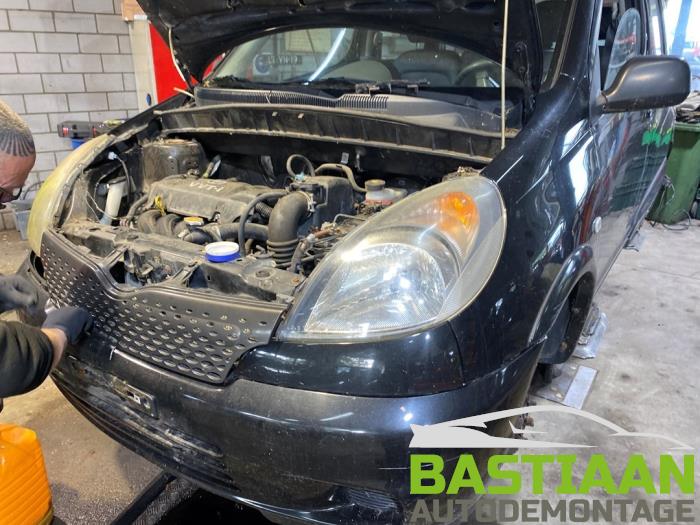 Usagé Faux châssis Toyota Yaris Verso (P2) 1.3 16V Prix sur demande proposé par Bastiaan Autodemontage
