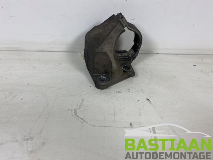 Usagé Support moteur Renault Clio IV (5R) 0.9 Energy TCE 90 12V Prix € 49,90 Règlement à la marge proposé par Bastiaan Autodemontage