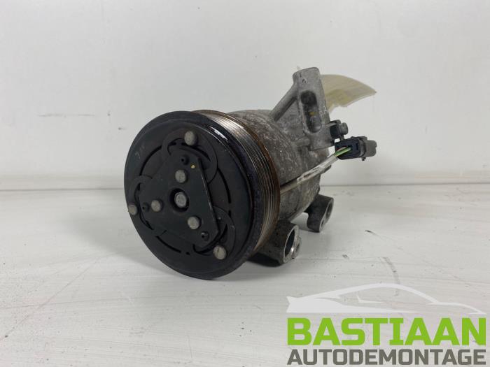Begagnade Luftkonditioneringspump Toyota Aygo (B40) 1.0 12V VVT-i Pris € 134,91 Marginaltabell erbjuds av Bastiaan Autodemontage