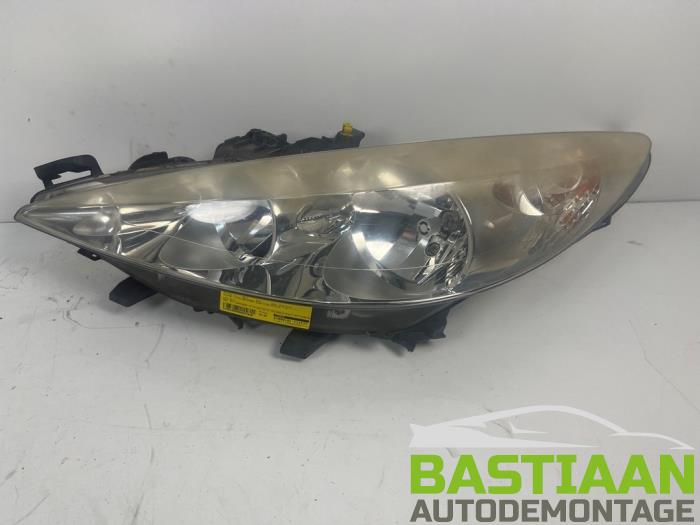 Gebrauchte Scheinwerfer links Peugeot 207/207+ (WA/WC/WM) 1.4 16V VTi Preis € 59,99 Margenregelung angeboten von Bastiaan Autodemontage