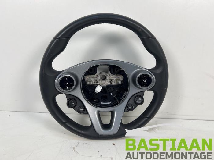 Begagnade Ratt Smart Forfour (453) 0.9 TCE 12V Pris € 149,97 Marginaltabell erbjuds av Bastiaan Autodemontage