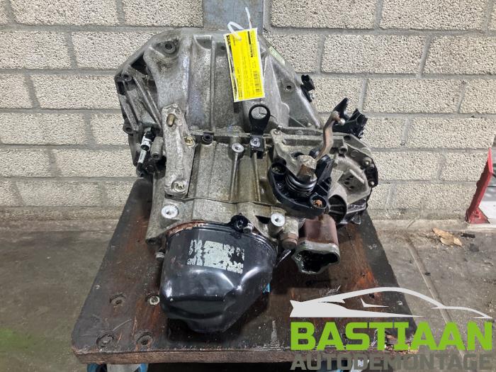 Gebrauchte Getriebe Renault Clio III (BR/CR) 1.4 16V Preis € 249,99 Margenregelung angeboten von Bastiaan Autodemontage