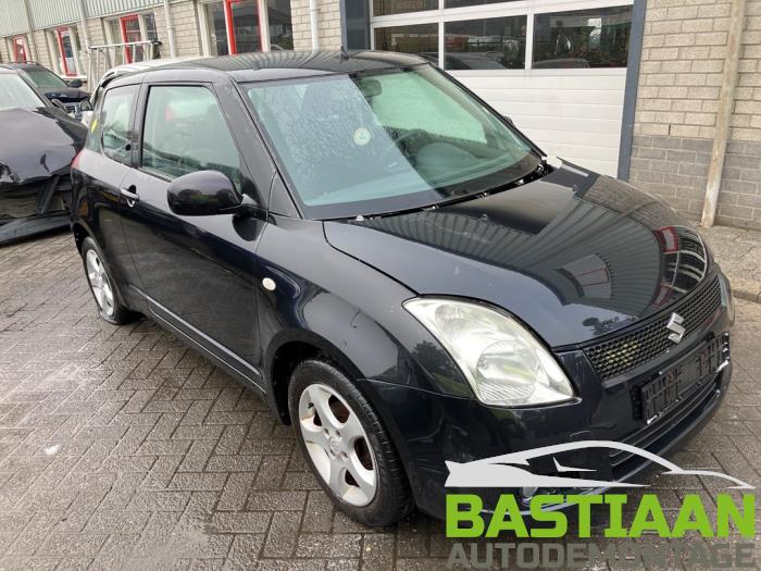 Usagé Train arrière complet Suzuki Swift (ZA/ZC/ZD1/2/3/9) 1.3 VVT 16V Prix € 149,99 Règlement à la marge proposé par Bastiaan Autodemontage