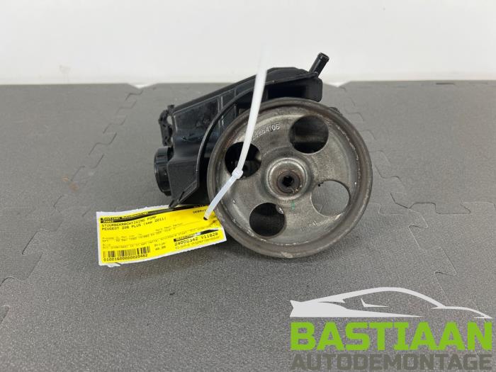 Usagé Pompe de direction Peugeot 206+ (2L/M) 1.4 XS Prix € 49,99 Règlement à la marge proposé par Bastiaan Autodemontage