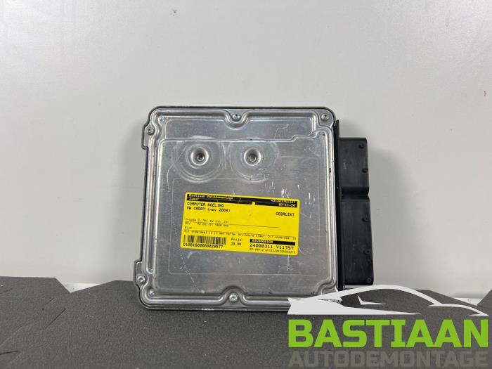 Usagé Ordinateur refroidisseur Volkswagen Caddy III (2KA,2KH,2CA,2CH) 2.0 SDI Prix € 39,99 Règlement à la marge proposé par Bastiaan Autodemontage