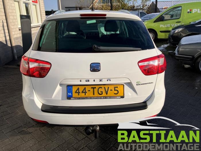 Begagnade Baklucka Seat Ibiza ST (6J8) 1.2 TDI Ecomotive Pris € 149,99 Marginaltabell erbjuds av Bastiaan Autodemontage