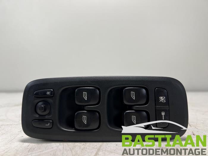 Używane Przelacznik combi okienny Volvo XC70 (BZ) 2.5 T5 20V AWD Cena € 39,99 Procedura marży oferowane przez Bastiaan Autodemontage