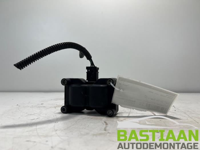 Gebrauchte Zündspule Ford Focus 2 1.6 16V Preis € 49,99 Margenregelung angeboten von Bastiaan Autodemontage