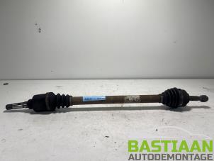 Begagnade Drivaxel, höger fram Peugeot 208 I (CA/CC/CK/CL) 1.4 HDi Pris € 49,90 Marginaltabell erbjuds av Bastiaan Autodemontage