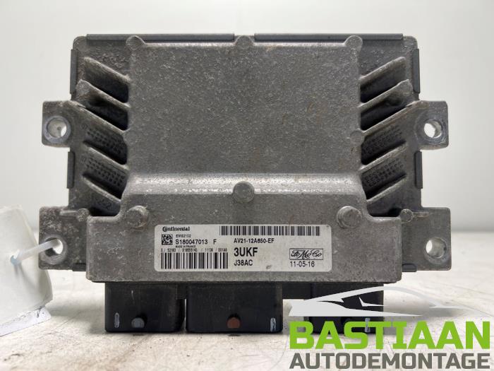 Engine management computer from a Ford Fiesta 6 (JA8) 1.4 16V 2011