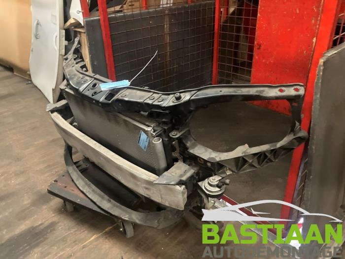 Begagnade Front Opel Corsa D 1.3 CDTi 16V ecoFLEX Pris € 150,99 Marginaltabell erbjuds av Bastiaan Autodemontage