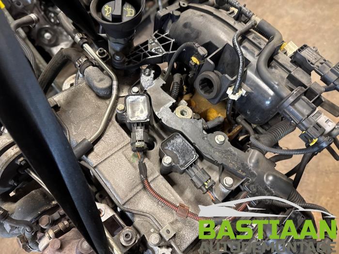 Engine from a Fiat Panda (312) 0.9 TwinAir Turbo 85 2012