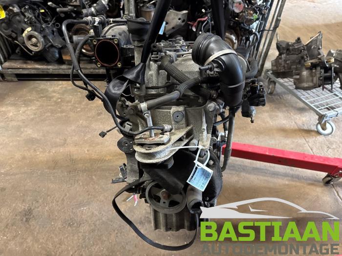 Engine from a Fiat Panda (312) 0.9 TwinAir Turbo 85 2012