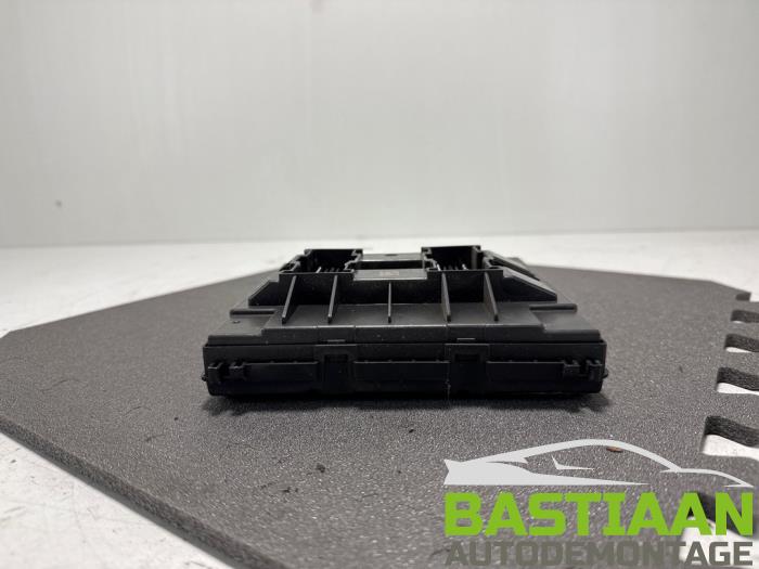 Used On-board computer Volkswagen Polo V (6R) 1.2 12V Price € 125,00 Margin scheme offered by Bastiaan Autodemontage