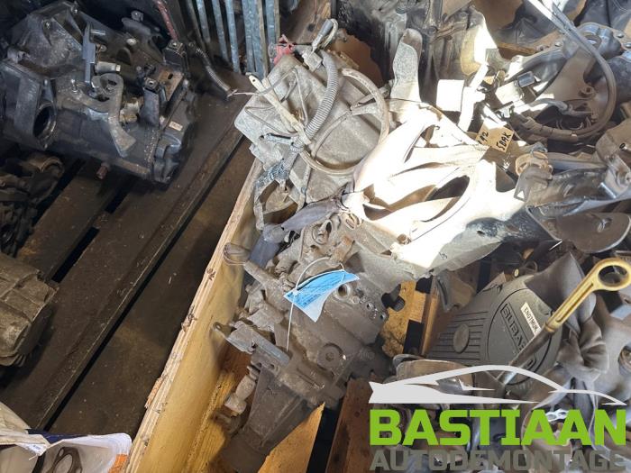 Gebrauchte Getriebe Subaru Vivio (KK/KW3) 0.7 CLi 4x4 Preis € 149,99 Margenregelung angeboten von Bastiaan Autodemontage
