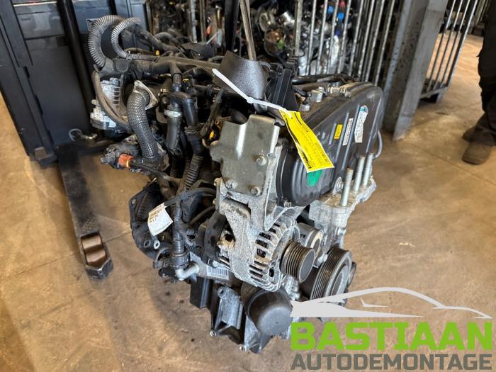 Motor van een Fiat Bravo (198A) 1.6 JTD Multijet 120 2008