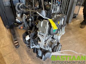 Motor van een Fiat Bravo (198A) 1.6 JTD Multijet 120 2008