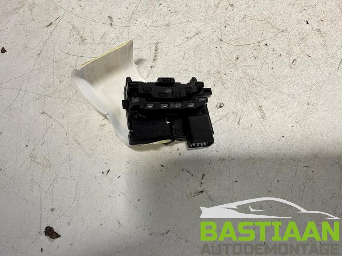 Begagnade Styrboxsensor Seat Altea (5P1) 1.6 Pris € 12,95 Marginaltabell erbjuds av Bastiaan Autodemontage