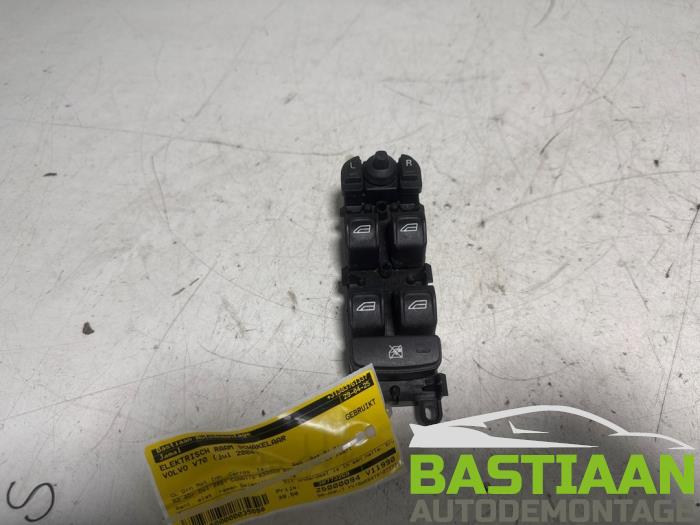 Usados Interruptor de ventanilla eléctrica Volvo V70 (BW) 2.4 D 20V Precio € 39,50 Norma de margen ofrecido por Bastiaan Autodemontage