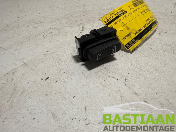 Central locking switch button