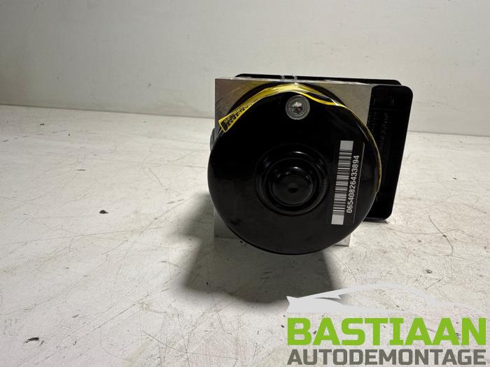Begagnade ABS-pump BMW 1 serie (E87/87N) 116i 2.0 16V Pris € 49,50 Marginaltabell erbjuds av Bastiaan Autodemontage