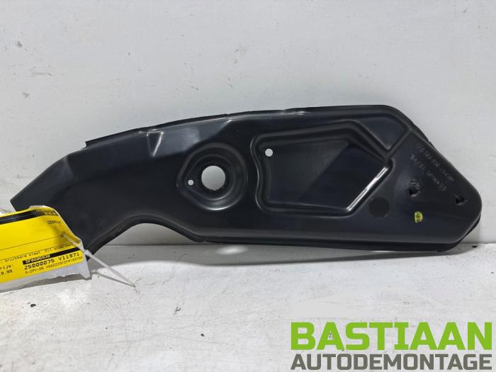 Begagnade Framdelsstöd Seat Leon (5FB) 1.4 TSI ACT 16V Pris € 19,99 Marginaltabell erbjuds av Bastiaan Autodemontage