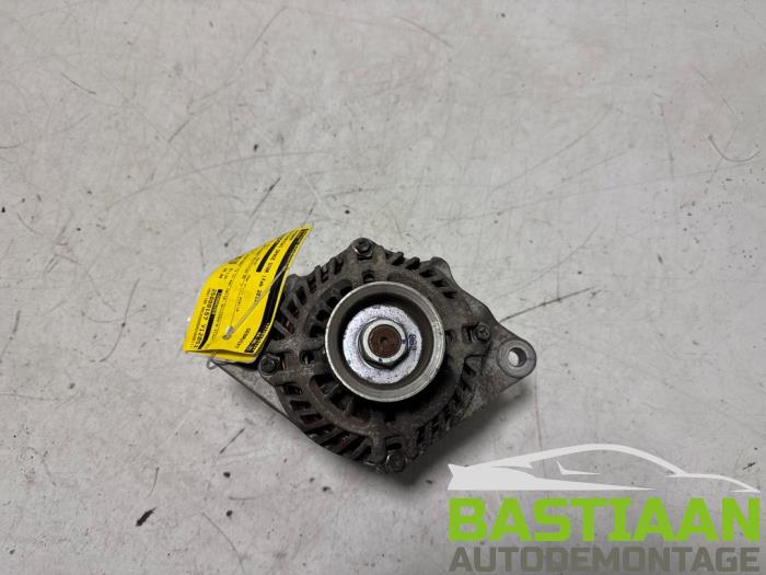 Begagnade Dynamo Mitsubishi Space Star (A0) 1.0 12V Pris € 45,00 Marginaltabell erbjuds av Bastiaan Autodemontage