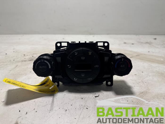Gebrauchte Klimabedienteil Ford Fiesta 6 (JA8) 1.0 EcoBoost 12V 100 Preis auf Anfrage angeboten von Bastiaan Autodemontage