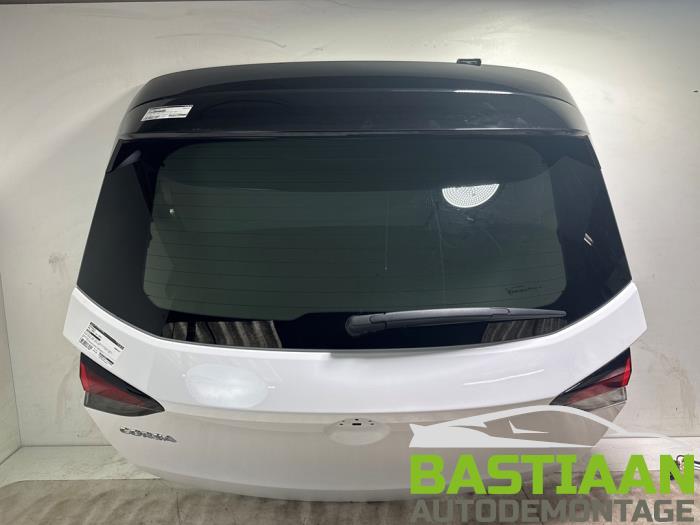 Begagnade Baklucka Opel Corsa F (UB/UH/UP) 1.2 12V 75 Pris € 649,95 Marginaltabell erbjuds av Bastiaan Autodemontage