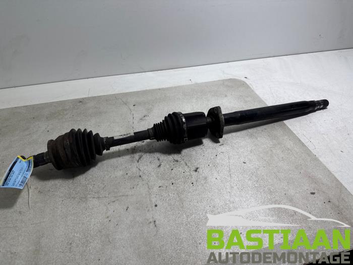 Used Front drive shaft, right Opel Astra J Sports Tourer (PD8/PE8/PF8) 2.0 CDTI 16V 165 Price € 74,99 Margin scheme offered by Bastiaan Autodemontage
