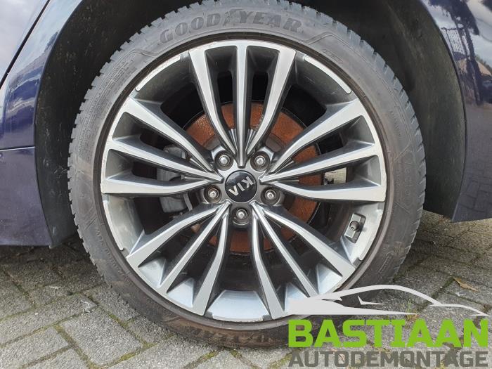 Używane Obrecz Kia Stinger (CK) 2.2 CRDi 16V Cena € 194,95 Procedura marży oferowane przez Bastiaan Autodemontage