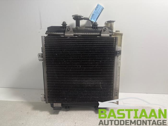 Usagé Set refroidisseur Peugeot 107 1.0 12V Prix € 54,99 Règlement à la marge proposé par Bastiaan Autodemontage