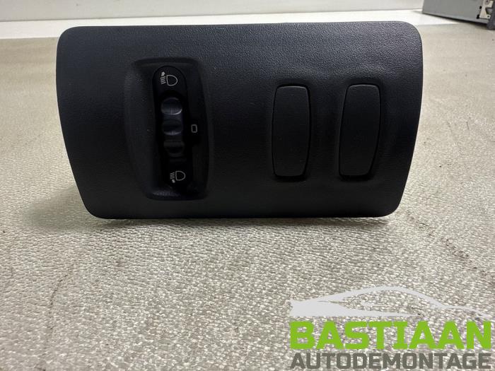 Height control switch Renault Clio III Estate/Grandtour 1.5 dCi FAP ...