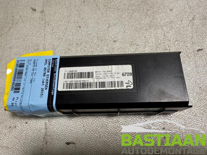 Usagé Ordinateur divers Opel Astra J Sports Tourer (PD8/PE8/PF8) 2.0 CDTI 16V 165 Prix € 49,99 Règlement à la marge proposé par Bastiaan Autodemontage