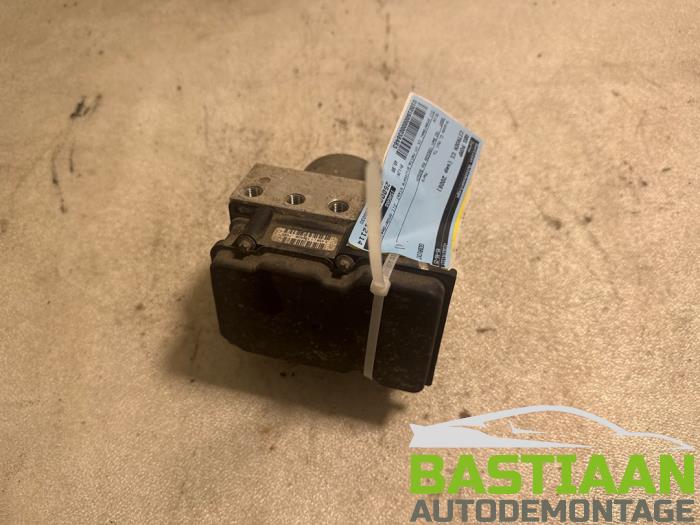 Begagnade ABS-pump Citroen C1 1.0 12V Pris € 49,99 Marginaltabell erbjuds av Bastiaan Autodemontage