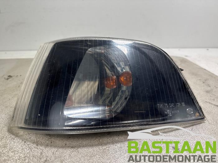 Begagnade Indikator, vänster Volvo V40 (VW) 1.8 16V Pris € 14,95 Marginaltabell erbjuds av Bastiaan Autodemontage