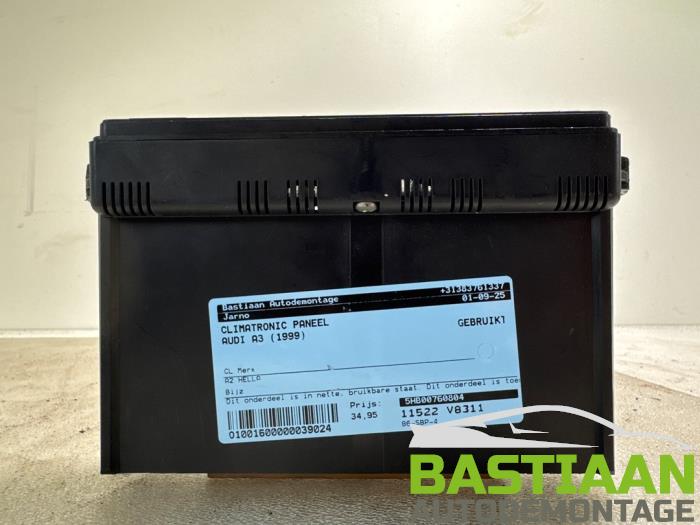 Używane Panel climatronic Audi A3 (8L1) 1.9 TDI 110 Cena € 34,95 Procedura marży oferowane przez Bastiaan Autodemontage