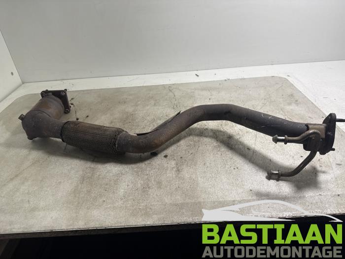 Used Front pipe + catalyst Volkswagen Golf Plus (5M1/1KP) 1.6 FSI 16V Price € 239,99 Margin scheme offered by Bastiaan Autodemontage
