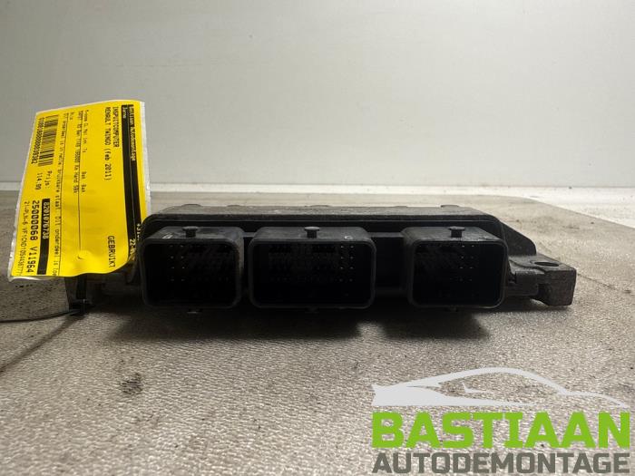 Used Injection computer Renault Twingo II (CN) 1.2 16V Price € 114,99 Margin scheme offered by Bastiaan Autodemontage