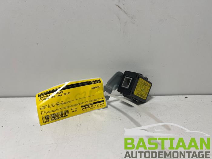 Usagé Ordinateur divers Hyundai i30 Wagon (GDHF5) 1.6 CRDi 16V VGT Prix € 34,99 Règlement à la marge proposé par Bastiaan Autodemontage