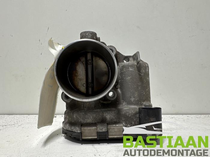 Gebrauchte Drosselklappengehäuse Ford Focus 3 Wagon 1.6 Ti-VCT 16V 105 Preis € 49,99 Margenregelung angeboten von Bastiaan Autodemontage
