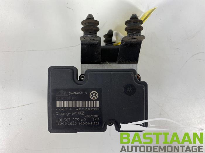Używane Pompa ABS Skoda Octavia Combi (1Z5) 1.4 TSI 16V Cena € 66,00 Procedura marży oferowane przez Bastiaan Autodemontage