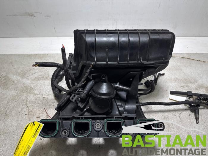 Gebrauchte Ansaugbrugge BMW 3 serie (E46/4) 316i 16V Preis € 99,95 Margenregelung angeboten von Bastiaan Autodemontage