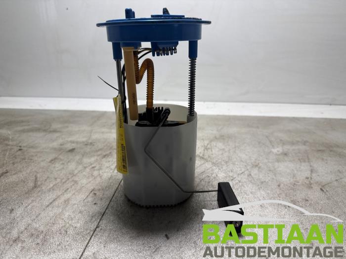 Usagé Pompe d'injection Volkswagen Golf VI (5K1) 1.8 TSI 16V Prix € 24,97 Règlement à la marge proposé par Bastiaan Autodemontage